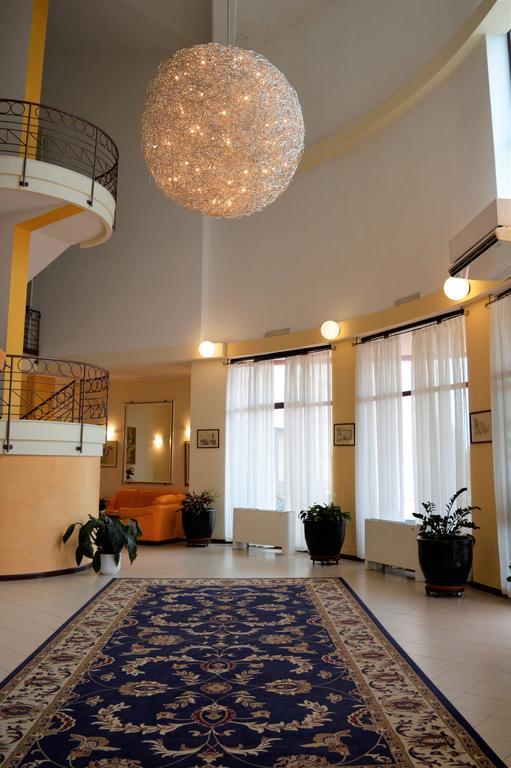 Rodia Inn オリスターノ エクステリア 写真